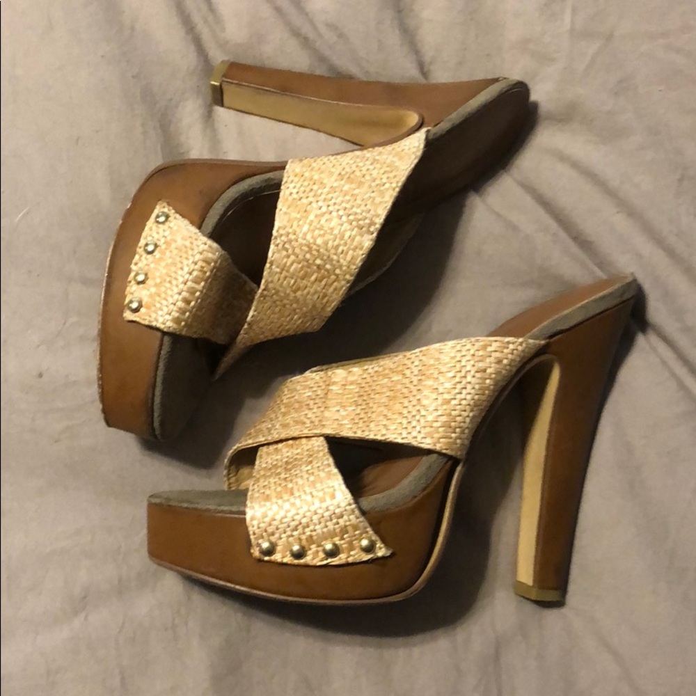 Chinese Laundry Criss Cross Heels